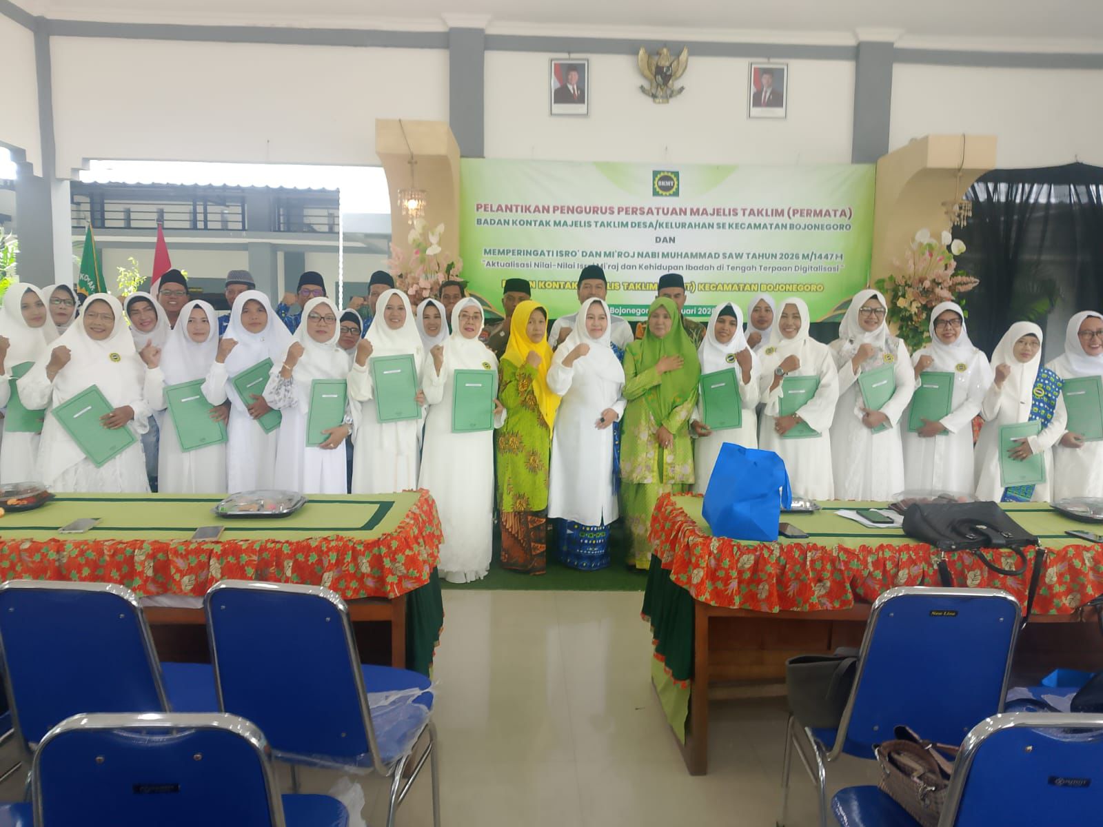 Pengukuhan Pengurus PERMATA BKMT Se-Kecamatan Bojonegoro dan Peringatan Isra Mi’raj 1447 H