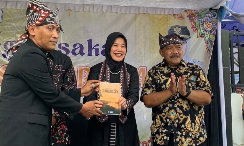 Abadikan Sejarah Tlatah Ledok, Buku "Historiografi Ki Andong Sari" Jadi Kado Haul Tahun Ini