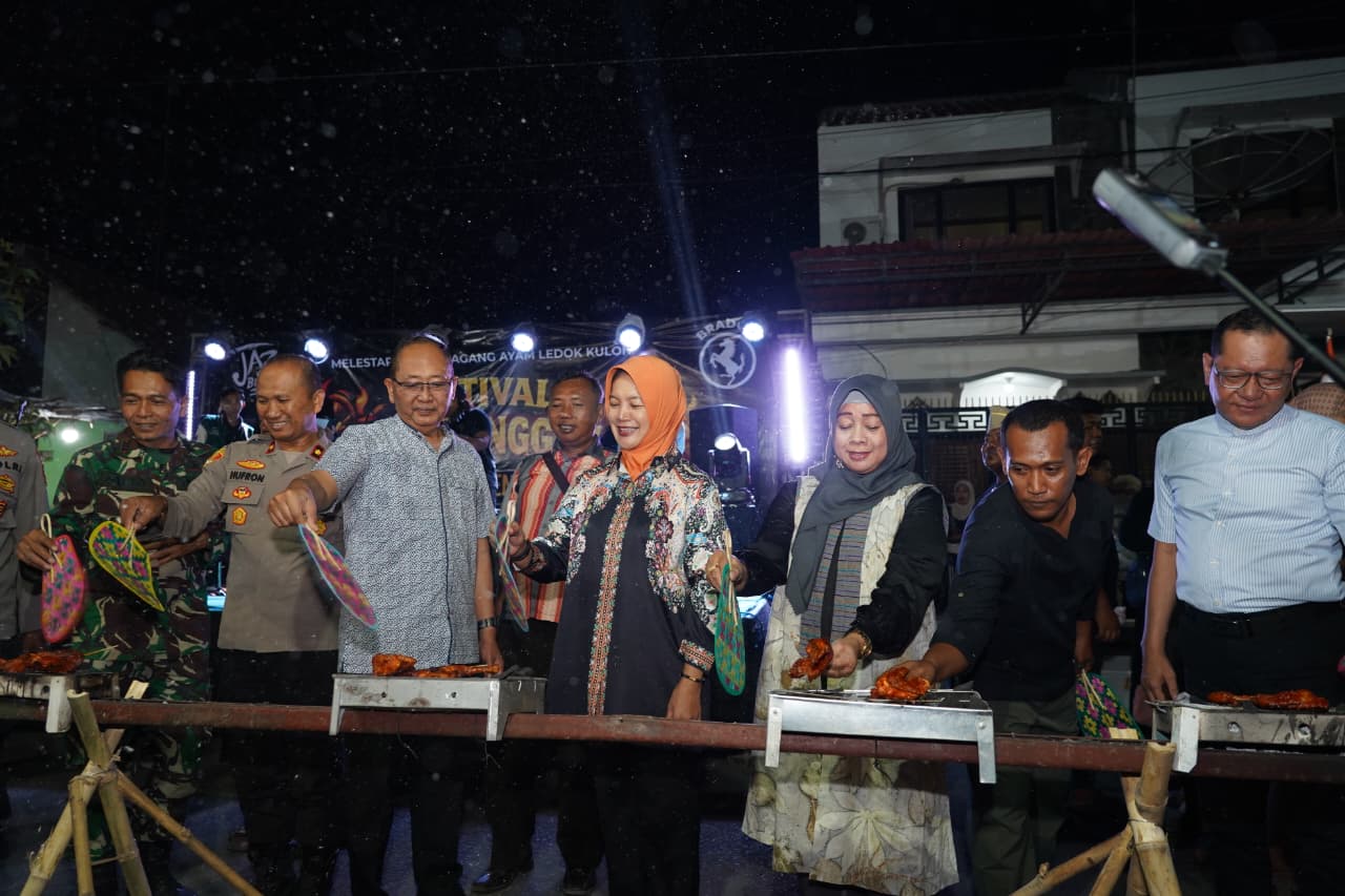 Semarak Festival Ayam Panggang Ledok Kulon, Sajikan Aksi Bakar Bareng Terpanjang
